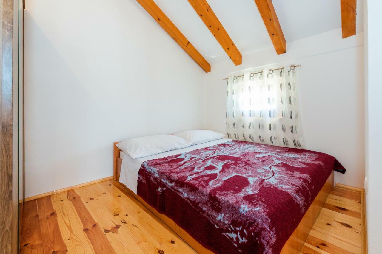Apartment Bogdanovic Тисно Екстериор снимка