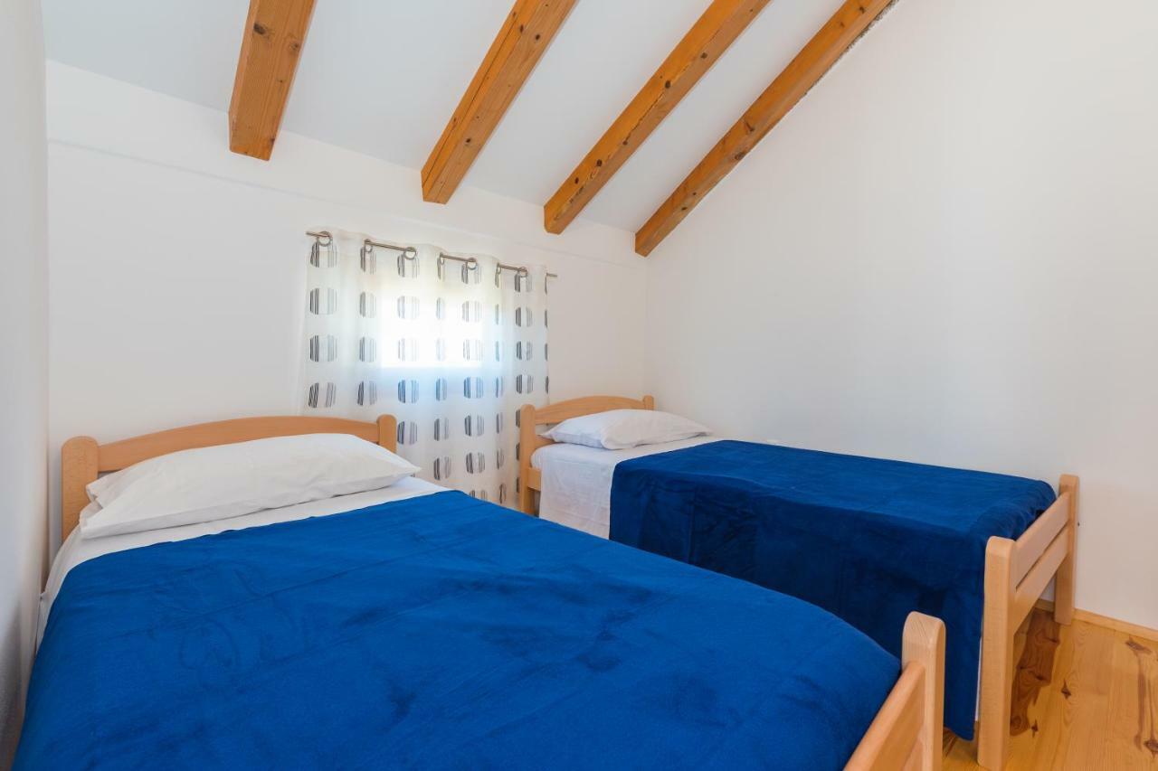 Apartment Bogdanovic Тисно Екстериор снимка